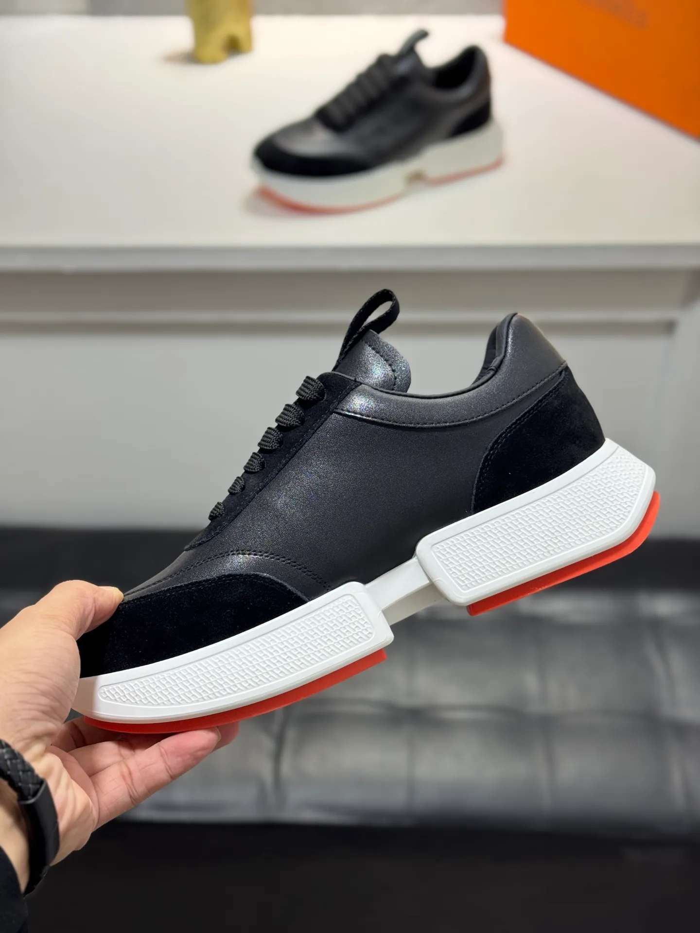 Men's shoes 💰480【New style】🪷🪷Top quality goods🇮🇹🇮🇹New style "Hermès" Hermès top purchasing agent🔍🔍New products from men's counter The upper is made of cowhide leather ~ Sole: The original factory's exclusive movable molded foam outsole, light ~ super comfortable, original factory follow-up goods, 🔍🔍 high quality, can be entered and exited the counter at will, multiple colors are available, welcome to compare Size: 38-44 (45. Customized